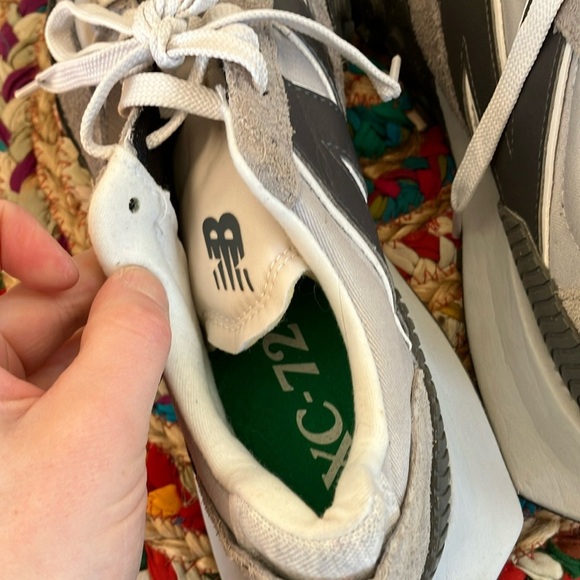 NWOT New Balance XC-72 Gray and White Sneakers - Picture 6 of 10